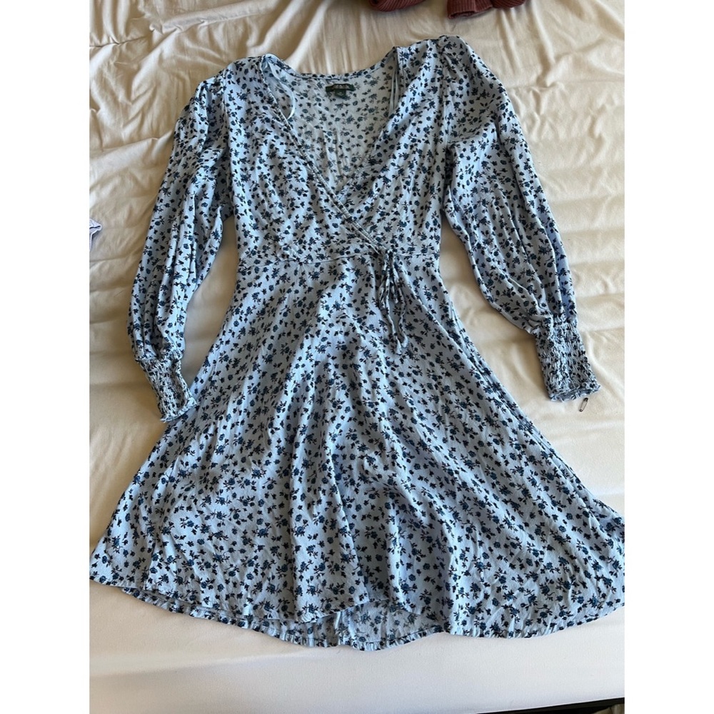 Wild fable teacup summer dress. With wrap around strings